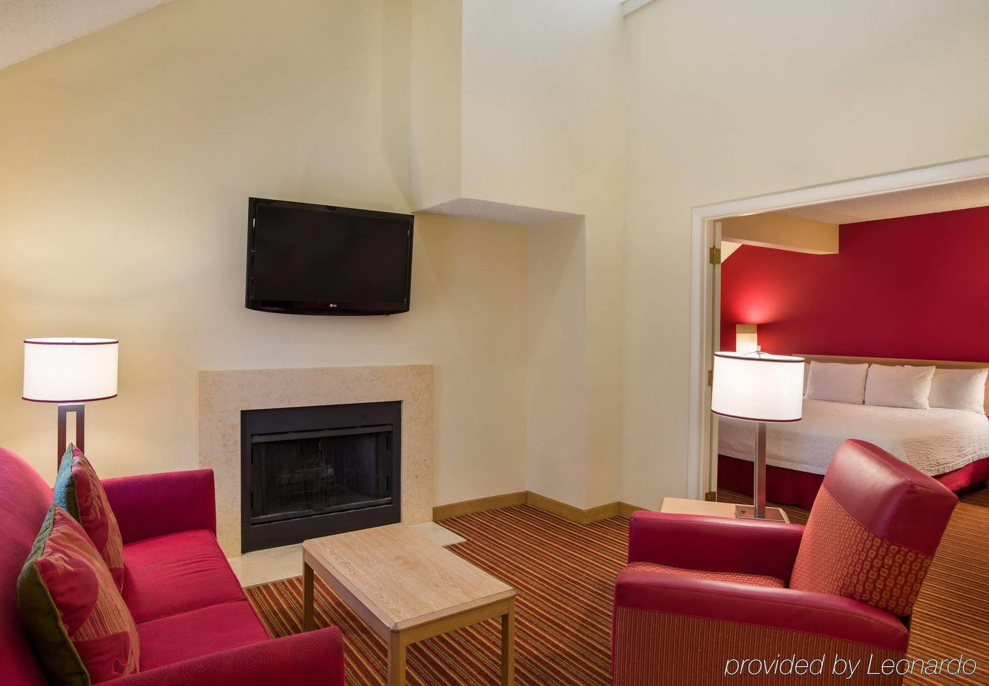 Residence Inn St. Petersburg קלירווטר מראה חיצוני תמונה